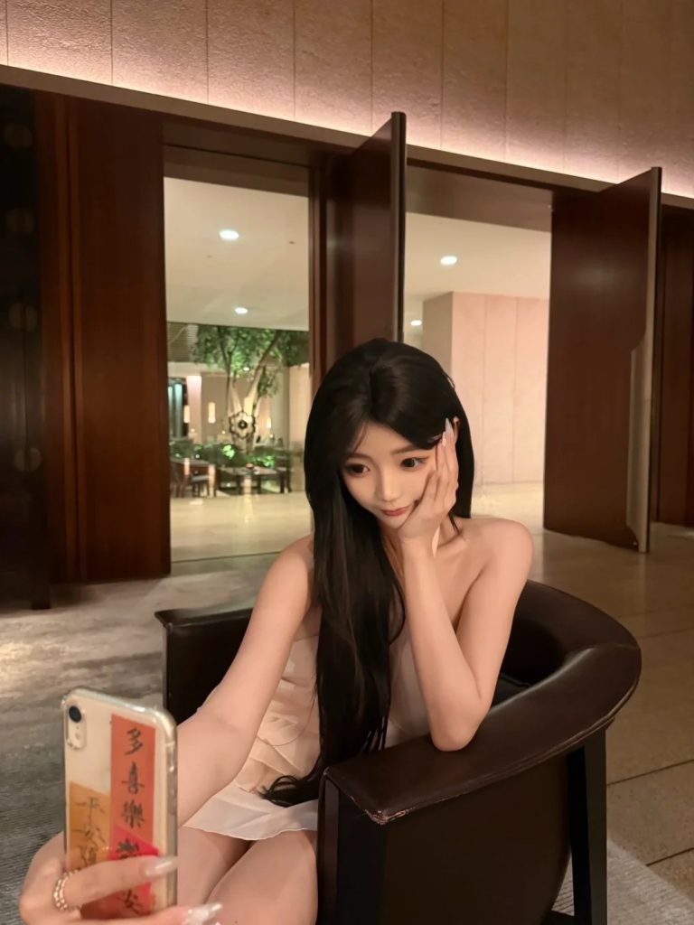 城市生活人物配图