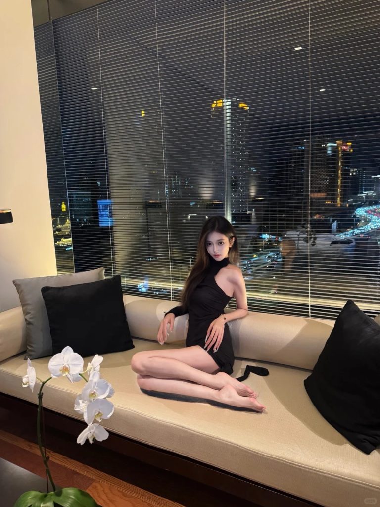城市生活人物配图